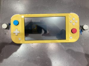 switchlite スティック交換