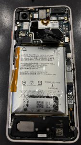 Pixel3　バッテリー膨張