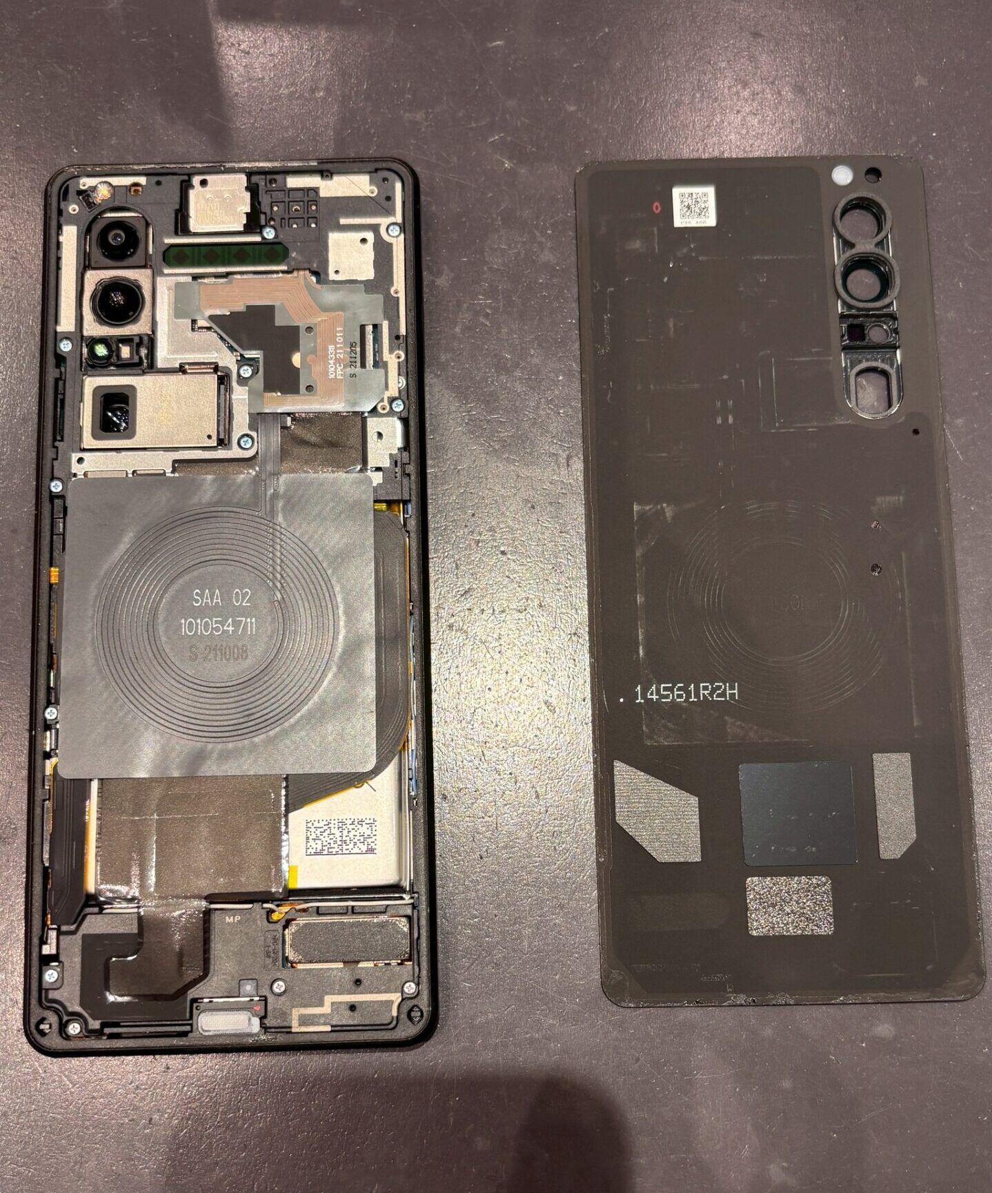 Xperia1Ⅲ　ドックコネクタ修理