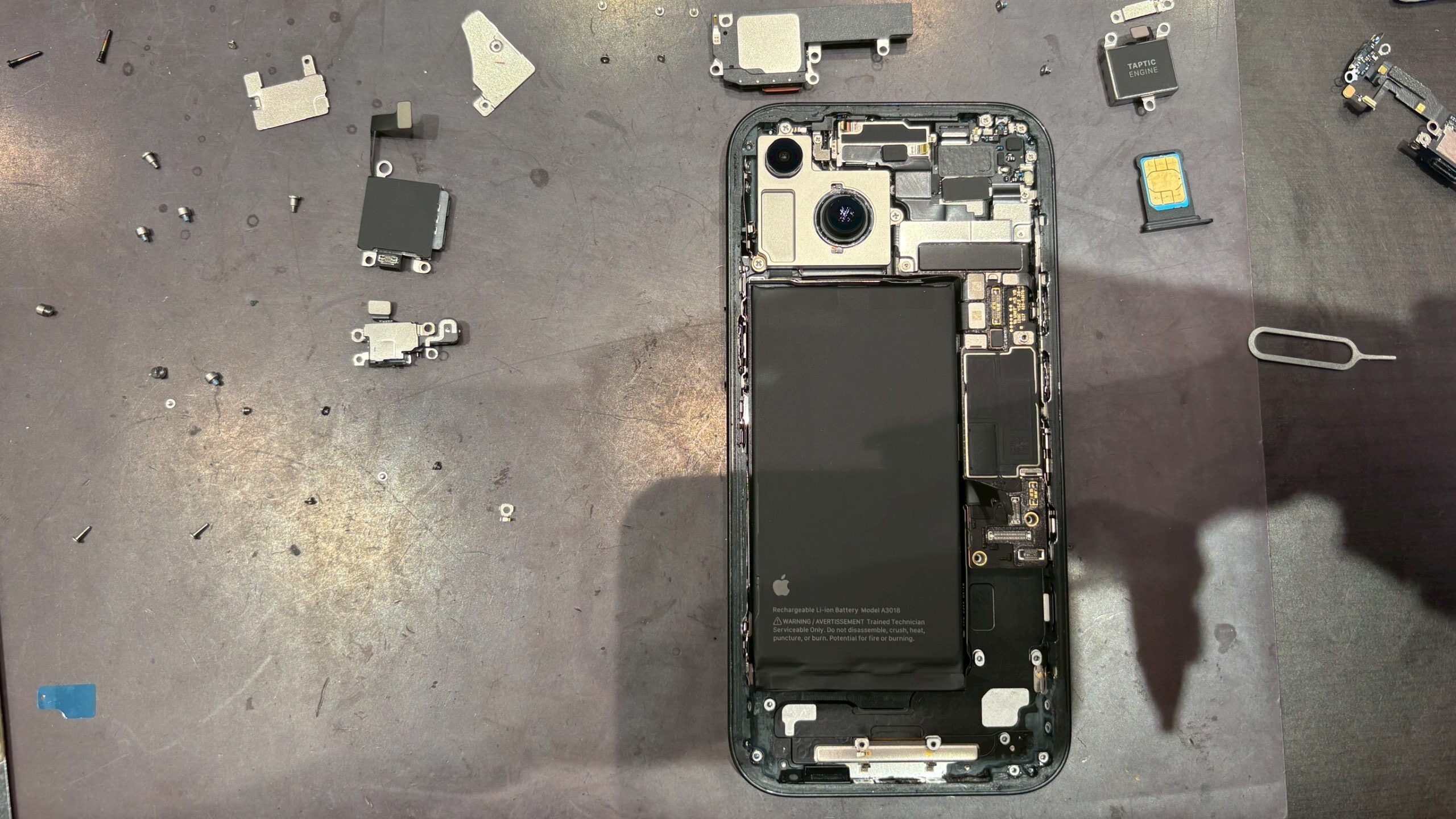 【熊本店】iPhone15のドックコネクタ交換【熊本市南区からご来店】