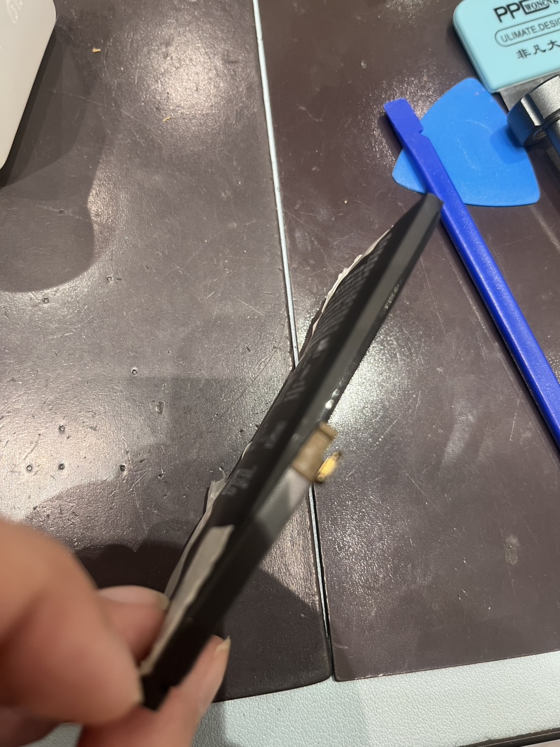 iPhone13VT交換 膨張